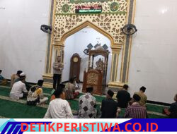 Polsek Belitang III Laksanakan Kegiatan Safari Subuh Menyala