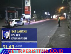 Cegah Pelanggaran Lalulintas, Unit Turjagwali Menyusuri Jalan Kesatrian, Diponogoro dan Kartini Melslui Giat Blue Light Patroli Barcode