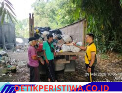 Bhabinkamtibmas Lakukan Sambang /Colling System ke Lokasi Pemilihan Sampah di Desa Duda