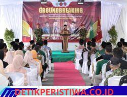 Abdul Mu’ti Resmikan Awal Pembangunan Rektorat ITSKes Muhammadiyah Selong