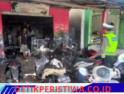 Sasar Bengkel Motor, Sat Lantas Polres Karangasem Sosialisasikan Larangan Penggunaan Knalpot Bronk