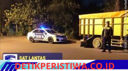 Unit Turjagwali Polres Karangasem Lakukan Patroli Blue Light Patrol Berikan Himbauan Tidak Parkir Truk Sembarangan 