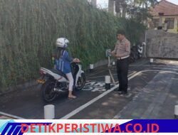 Pastikan Kelayakan dan Kemampuan Berkendara, Personil Lantas Awasi Pelaksanaan Praktek Uji Kemahiran Mengemudi kepada Pemohon SIM Baru