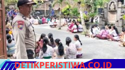 Bhabinkamtibmas Desa Duda Utara, Berikan Pengamanan Pengumuman Kelulusan di SMPN 3 Selat