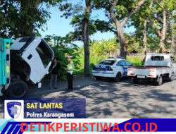 Unit Turjawali Satlantas Polres Karangasem Sisir Truk, yang Parkir di Sepanjang Jalur Obyek Wisata