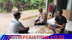 Melalui Giat Colling System,  Bhabinkamtibmas Desa Pering Sari Sambangi Warga Dusun Umasari Kangin Desa Pering Sari, Sampaikan Pesan Kamtibmas 