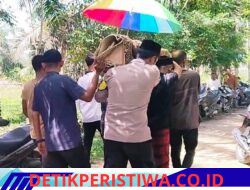 Tak Hanya Mengayomi, Bhabinkamtibmas Polsek Peureulak Barat Turut Mengantar Warga ke Peristirahatan Terakhir