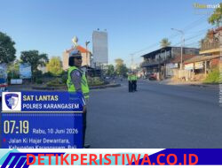 Pastikan Arus Lalulintas Lancar,  Kanit Kamsel Sat Lantas Bersama Anggotanya Lakukan Gatur Lalin di Pos 3 Patung Salak Jasri