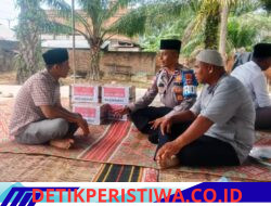 Hadir Bukan Sekadar Bertugas, Kapolsek Peureulak Barat Antar Jenazah Warga ke Pemakaman
