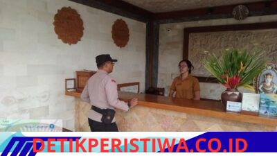 Pastikan Situasi Kamtibmas Kondusif, Personil Polsek Sidemen Menggelar Patroli Barcode Sasar Pemukiman Penduduk dan Pertokoan