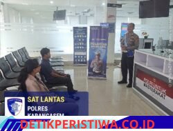 Tingkatkan Pelayanan SIM, Satlantas Polres Karangasem Edukasi Etika Berkendara kepada Pemohon SIM Baru 