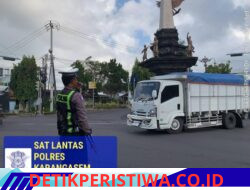 Cegah Lakalantas, Personil Sat Lantas Rutin Lakukan Gatur Lalin di Ktl 2