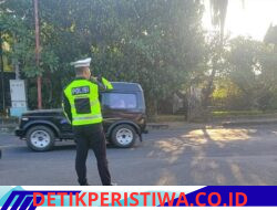 Berikan Ruang kepada Pejalan Kaki, Turjawali Sat Lantas Lakukan Gatur Lalin di Pos 3 Patung Salak Jasri