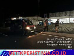 Ciptakan Situasi Kamtibmas Aman dan Kondusif, Polsek Selat Intensifkan Blue Light Patrol Malam Hari di Kawasan Desa Peringsari