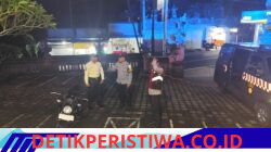 Perkuat Sinergi, Melalui Giat Blue Light Patrol Personil Polsek Selat Sambangi Security Bank BRI Unit Selat Sampaikan Pesan Kamtibmas