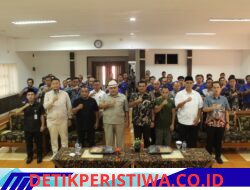 Anggota DPR RI Ateng Sutisna Salurkan 100 Paket Ibadah ke Warga Binaan Lapas Majalengka