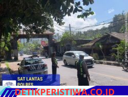 Cegah Lakalantas, Sat Lantas Berikan Himbauan Obyek tidak Parkir Sembarangan di Kawasan Wisata Candidasa