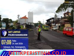 Utamakan Keselamatan Pejalan Kaki, Unit Turjawali Sat Lantas Lakukan Gatur Lalin di Pos 3 Patung Salak Jasri