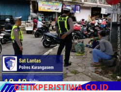 Wujudkan Kamseltibcarlantas, Personil Satlantas Polres Karangasem Lakukan Patroli di Areal Pertokoan