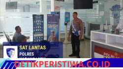 Tekan Angka Lakalantas, Pemandu Pelayanan SIM Berikan Pemahaman Etika dalam Berkendara kepada Pemohon SIM Baru 