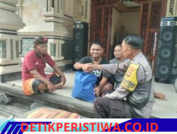 Bhabinkamtibmas Desa Sangkan Gunung Dampingi Perbekel Serahkan Bantuan Sembako, kepada Penyandang Disabilitas