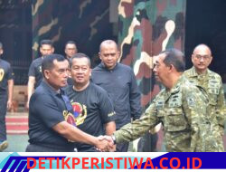 Pangkormar Asah Kemampuan Menembak Bersama Pejabat Utama Korps Marinir
