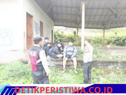 Perkuat Harkamtibmas Personil Polsek Selat Intensifkan Patroli Dialogis, Sambangi Warga Berikan Pesan Kamtibmas 