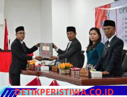 Bupati Humbahas Sampaikan Nota Pengantar Ranperda Pertanggungjawaban APBD T.A. 2025 dan 3 (tiga) Ranperda Lainnya