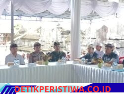 Bhabinkamtibmas Desa Tri Eka Buana Hadiri Pengukuhan Bendesa dan Prajuru Desa Adat Telunwayah, Masa Bakti 2026–2031