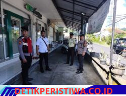 Melalui Patroli Barcode, Personil Polsek Selat Sambangi Objek Vital dan Permukiman Warga