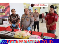 Polres Belitung Timur Gelar Konferensi Pers Pengungkapan Kasus Peredaran Obat Keras Terlarang
