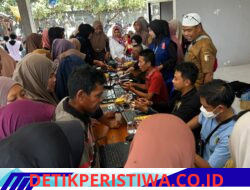 Mahasiswa KKN ITSkes Muhammadiyah Selong Perkuat Transformasi Digital, 341 Warga Pringgabaya Utara Kini Miliki IKD