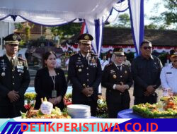 Sinergitas Tanpa Batas, Kapolres Karangasem Dapat Kejutan Manis Tumpeng dari Bupati dan Dandim
