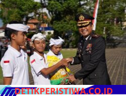 Aksi Sosial di Momen Hari Bhayangkara ke-80, Kapolres Karangasem Serahkan Sembako untuk Warga Kurang Mampu