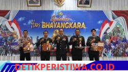 Dimomen Syukuran Hari Bhayangkara ke-80, Kapolres Karangasem Serahkan Hadiah dan Piala kepada para Pemenang Lomba Internal dan Eksternal  