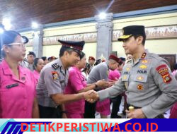 Pimpin Kenaikan Pangkat, Kapolda Bali Ingatkan Amanah di Balik Tanda Kepangkatan
