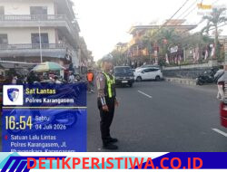 Rutinitas Pos Sore, Satlantas Polres Karangasem Lakukan Gatur  Lalin di Pasar Senggol Jalan Gajah Mada Amlapura