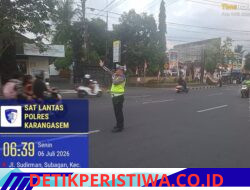 Cegah Lakalantas, Personel Sat Lantas Polres Karangasem Intensifkan Gatur Lalin di Simpang 3 Pesagi