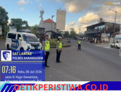 Pastikan Kelancaran Arus Lalulintas, Kamsel Sat Lantas Sosialisasikan Etika Berkendara kepada  Masyarakat di Pos 3 Patung Salak Jasri