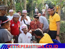 Disela-sela Penanaman Pohon, Kapolres Karangasem Berikan Layanan Kesehatan Gratis untuk Lansia Warga Lokal