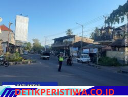 Utamakan Keselamatan Warga, Turjawali Sat Lantas Lakukan Gatur Lalin di Pos 3 Patung Salak Jasri