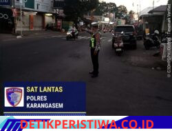 Rutinitas Anggota Lantas Polres Karangasem Lakukan Gatur Pagi, di Simpang Tiga BTN Taman Asri Karangasem