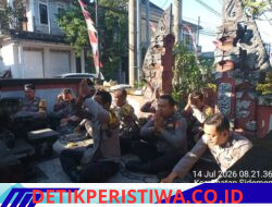 Perkuat Ketakwaan dan Spiritual, Personel Polsek Sidemen Gelar Persembahyangan Bersama dalam Rangkaian Hari Tilem Kasa
