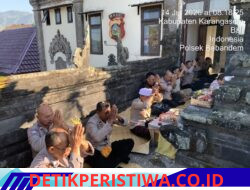 Wujudkan Syukur Personel Polsek Bebandem dalam Menyambut Tilem Sasih Kasa, Gelar Persembahyangan Bersama di Pura Padmasana