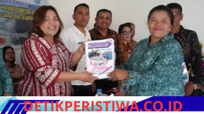 Desa Simbara semakin berbenah, Ketua TP PKK Humbahas Monitoring Desa Percontohan PTP2WKSS Tingkat Provinsi