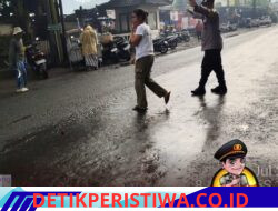 Utamakan Keselamatan Pejalan Kaki, Personel Polsek Rendang Melaksanakan Pos Keselamatan Strong Point di Simpang 4 Pasar Rendang