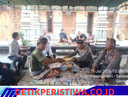 Kapolsek Sidemen Melayat ke Rumah Duka Waka Polsek, Sampaikan Belasungkawa