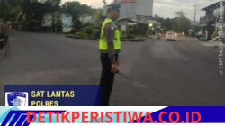 Utamakan Keselamatan Pejalan Kaki, Unit Turjawali Sat Lantas Lakukan Gatur  Lalin di Pos 3 Patung Salak Jasri