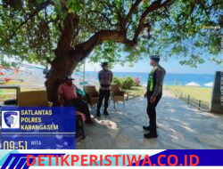 Berikan Rasa Aman, Personel Satlantas Polres Karangasem Berikan Pengamanan Gatur Lalin di Kawasan Obyek Wisata Pantai Virgin