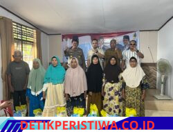 Ketua DPP Elang 3 Hambalang Riau Bersama Kapolsek Kampar Bagikan 100 Paket Sembako ” Qs muhammad ayat 7 ” Desa Koto Tibun